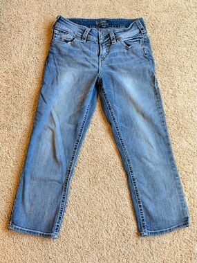 Silver Jeans Women's Medium Blue Suki Capri Jeans